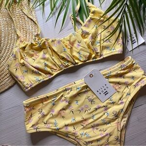 Billabong Ditsy Floral Bikini Set ☀️🌴 Bralette + Hi Maui Bottom